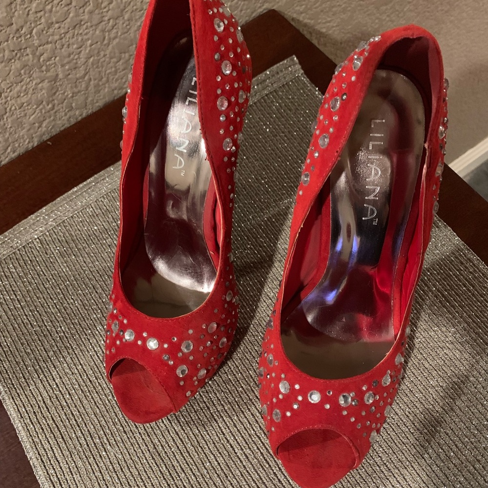 Red sequence heels - Picture 3 of 4